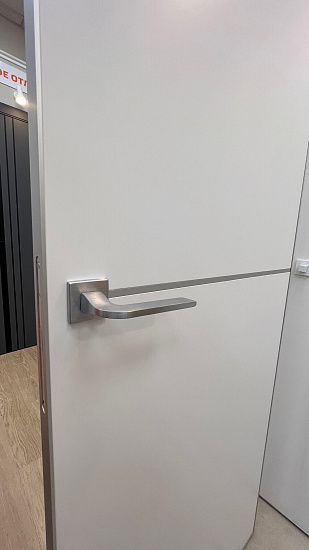 Межкомнатная дверь  